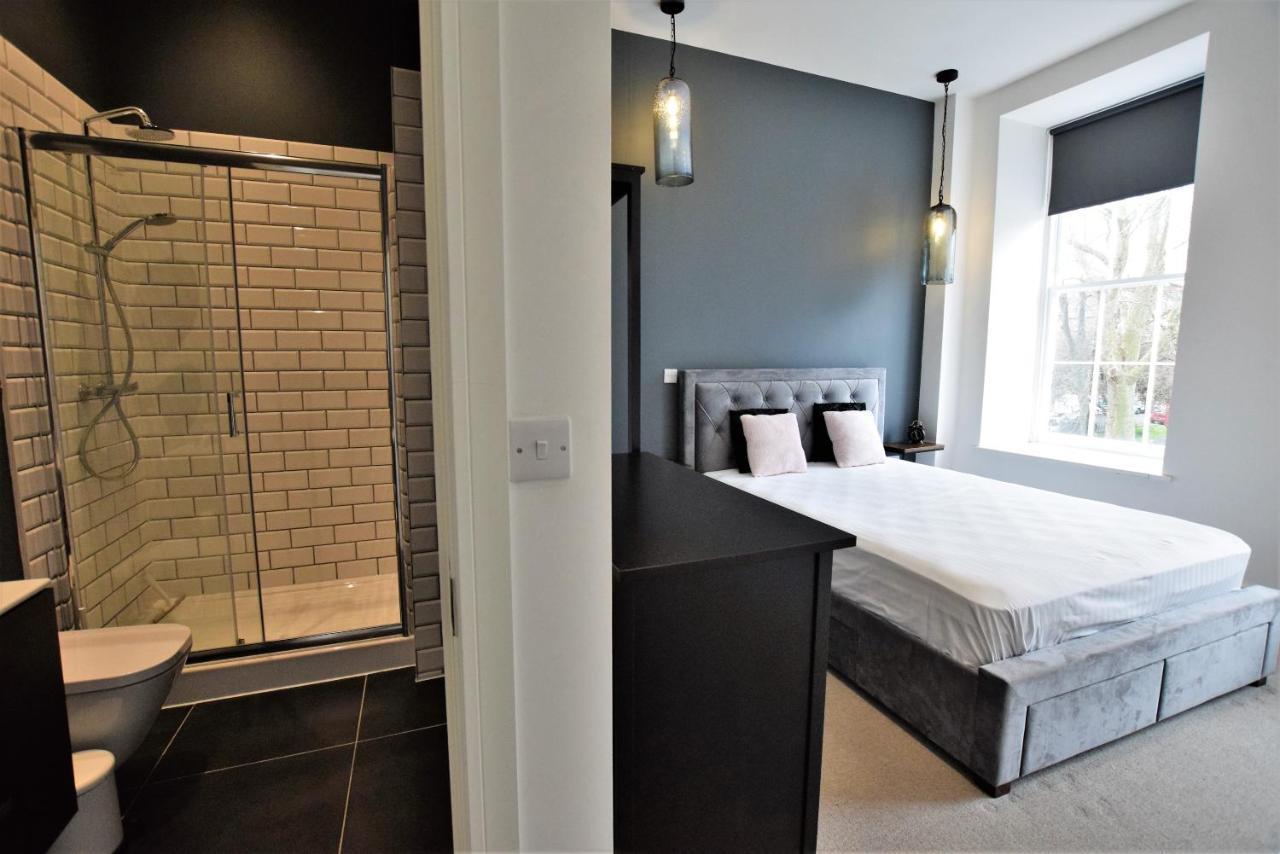 The Hubert - Your Apartment Bristol Bagian luar foto