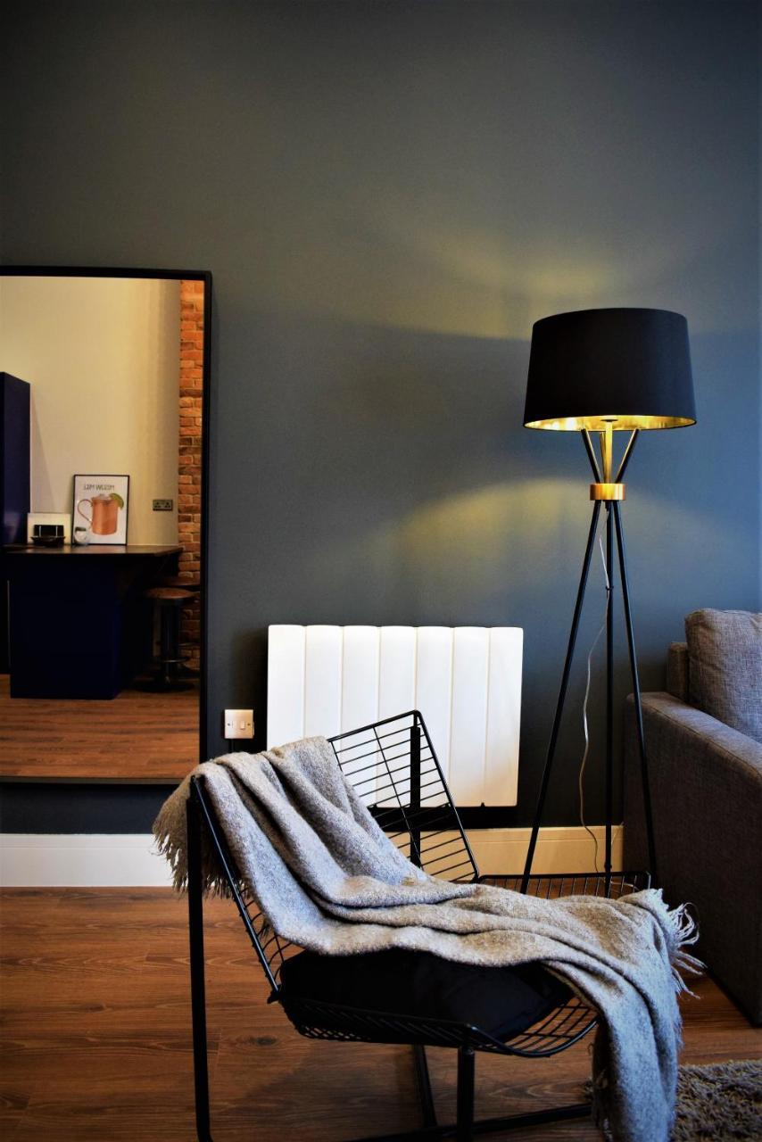 The Hubert - Your Apartment Bristol Bagian luar foto
