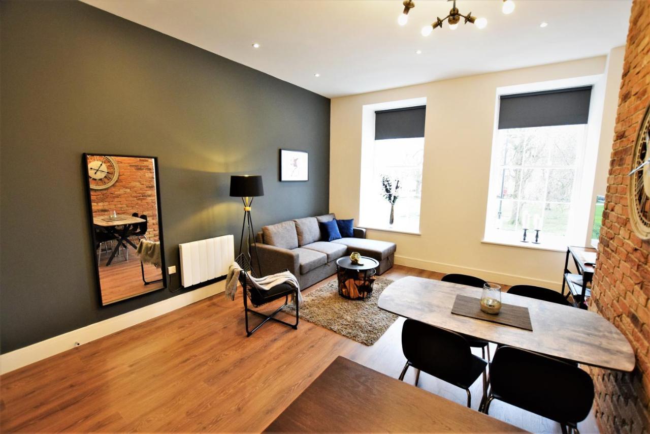 The Hubert - Your Apartment Bristol Bagian luar foto